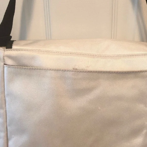 Vintage Polo Sport White and Black adjustable crossbody Bag - Picture 3 of 6